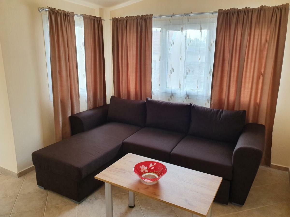 דירות וארנה Tersus מראה חיצוני תמונה